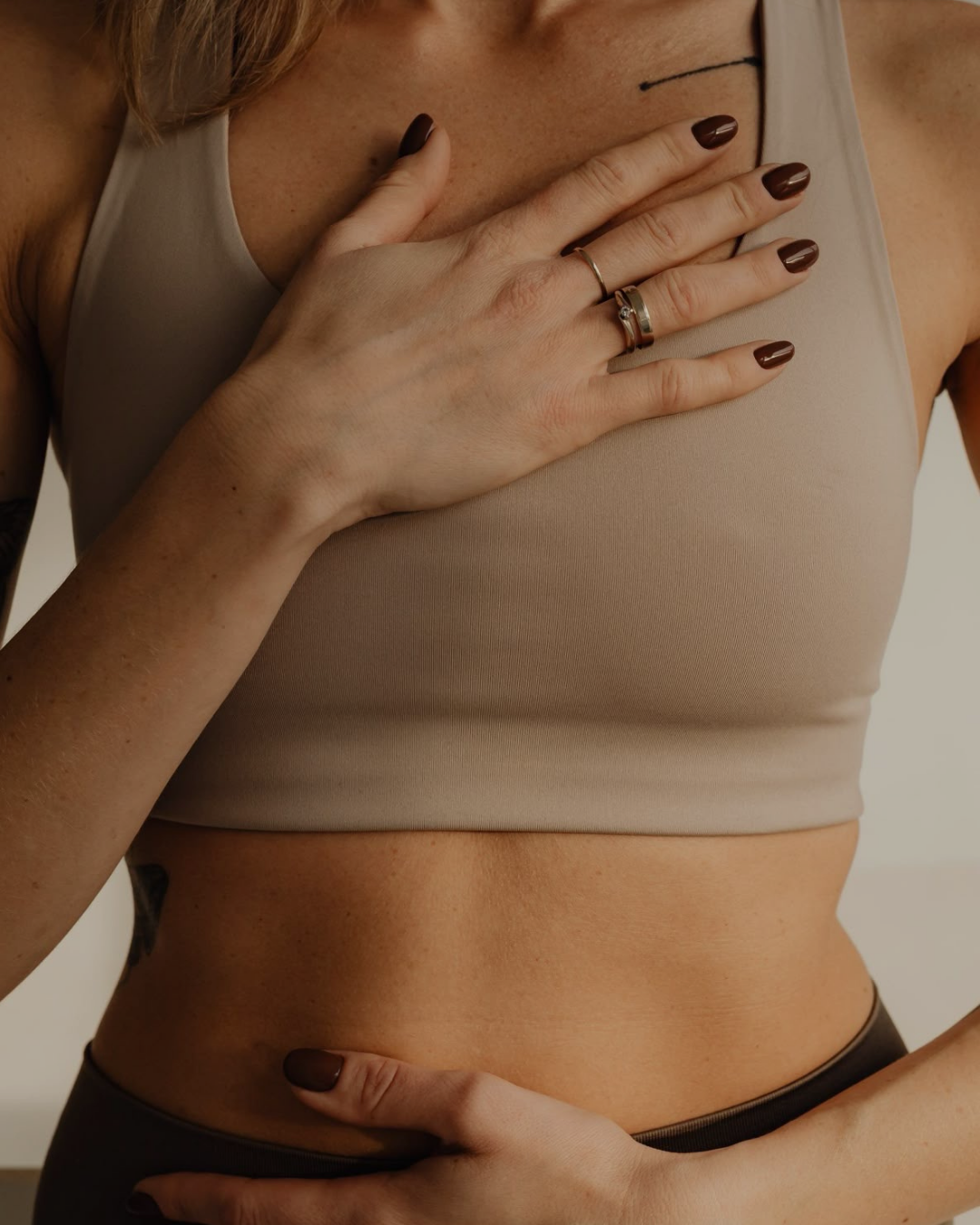 Managing Perimenopause: Support for Weight Gain, Symptoms and Body Confidence